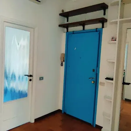 Апартаменты Accogliente Trilocale, Zona Tranquilla E Centrale